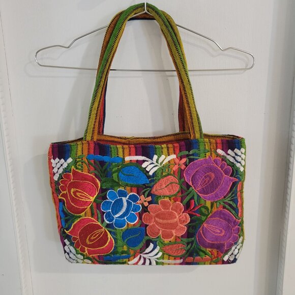 Handmade Floral Embroidered Mexican Shoulder Bag - Picture 3 of 12